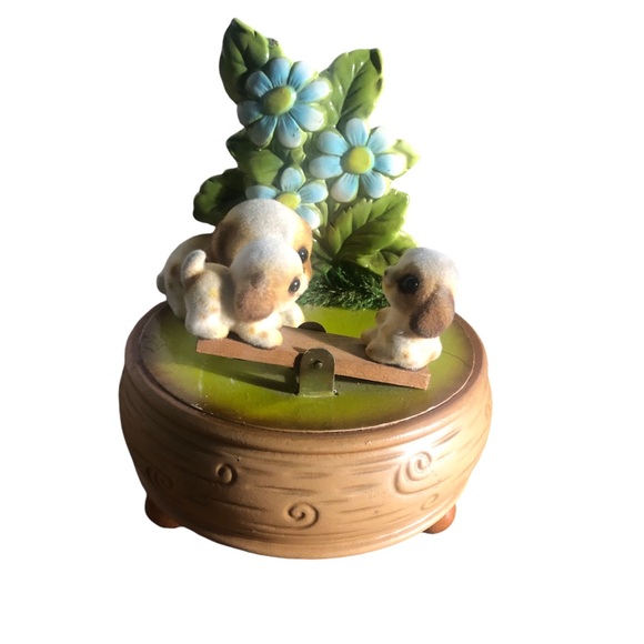 Josef Originals vintage Puppies On A Seesaw musical - Picture 1 of 5